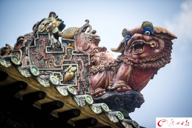陈家祠屋脊上的风景