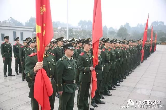 新时代新气质,看兵哥哥亮出精气神!