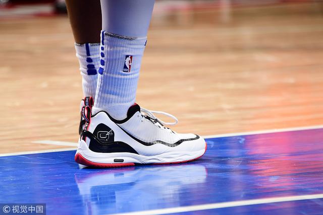 小众q4惊现赛场,这双球鞋没听过?那你也就基本告别球鞋圈了!