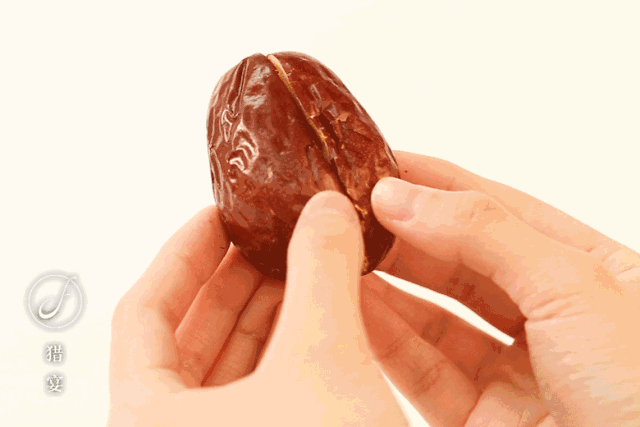 大如鸡蛋滋养满分!一千斤和田枣中仅有一斤的超特级骏枣来啦!