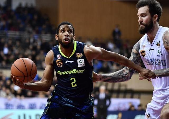 朱芳雨行动了!曝广东更换小外援,阿联最佳助手