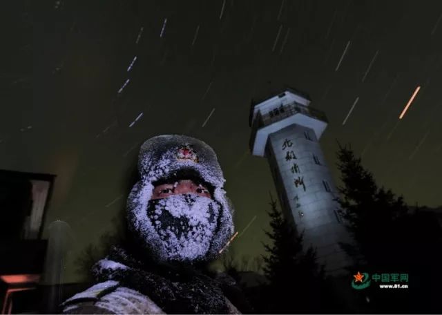 幸会,北极哨兵你好,北极气温:-17℃~-30℃11月27日对祖国的忠诚,在