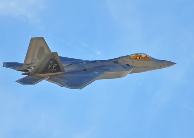 歼20集中我国最先进科技 却只有雷达一项能胜过f22?