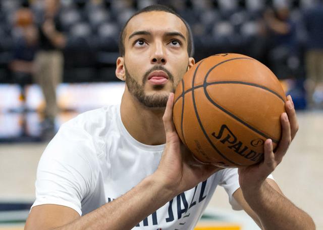 曝戈贝尔膝伤恢复进展喜人 或有望提前复出