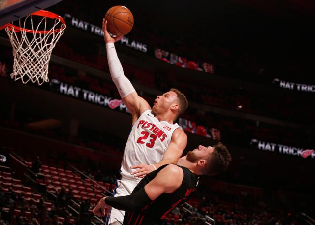 1竟然大于2!活塞得格里芬如得强袭高达