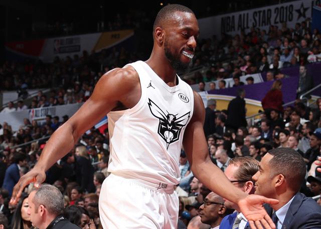 肯巴-沃克在采访中表示,他希望自己能在明年连续第三次参加全明星正赛