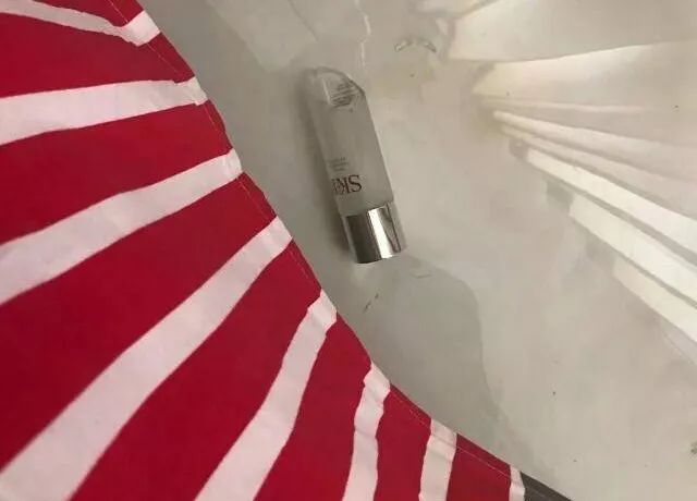 对照表 你曾经历过哪种心痛    心痛指数3颗星 ☆☆☆ ▽打碎了化妆水