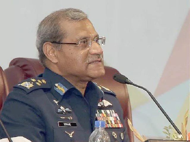 12月7日在伊斯兰堡航空大学召开的2017年航空技术会议上,巴基斯坦空军