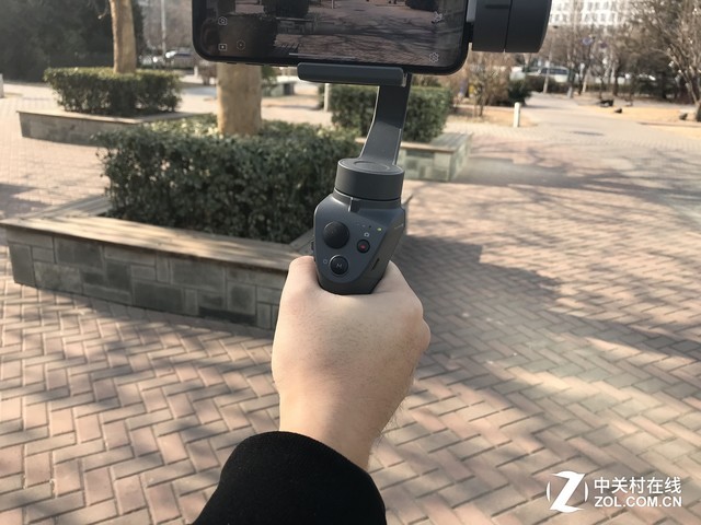 只要899大疆灵眸osmo手机云台2简评