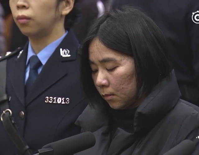 杭州保姆纵火案一审判死刑宣判现场视频曝光