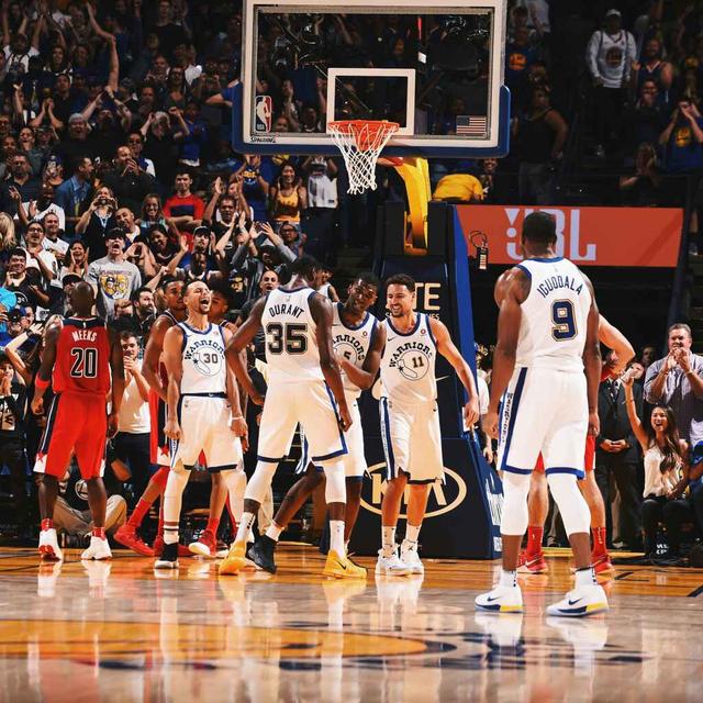 海啸兄弟是历史进攻火力最凶猛的三人组?网友:因为是"杜雷斯"