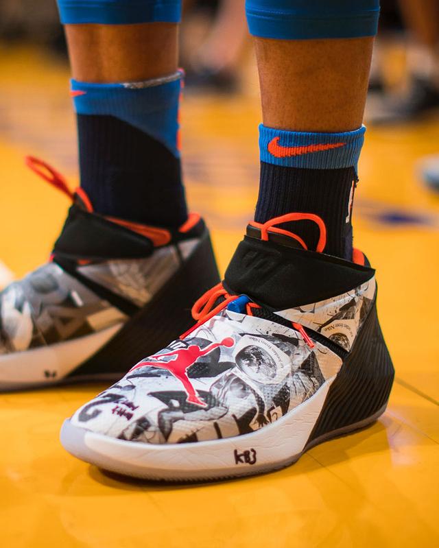 我,威少首款签名球鞋,打钱!