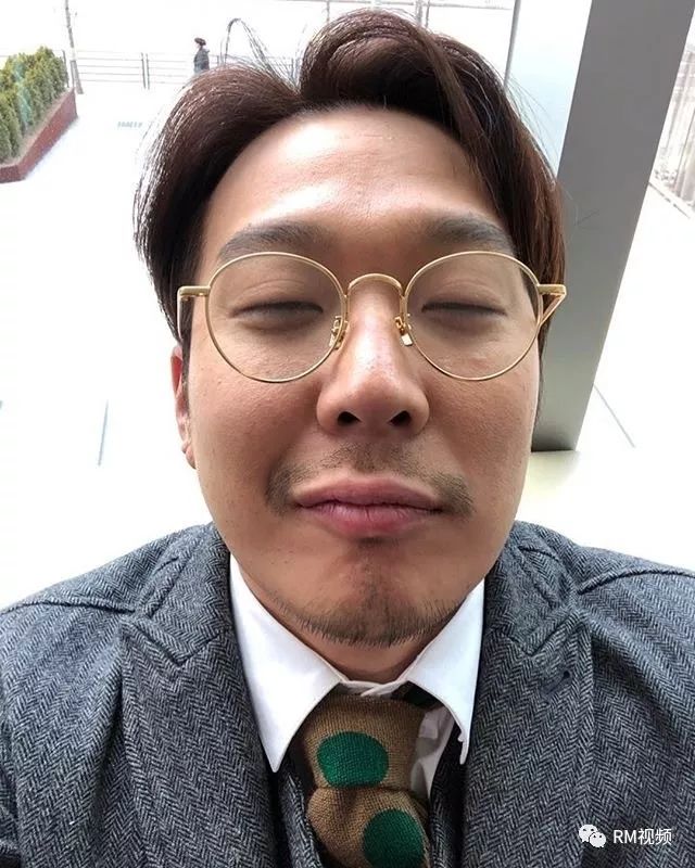 河东勋相关更新,一脸满足的小鬼haha