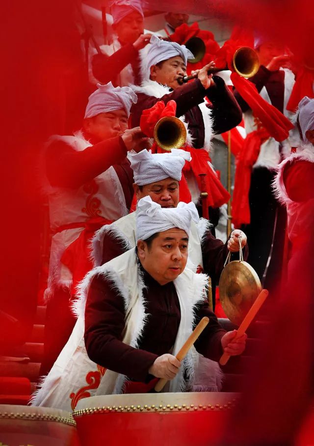 【便民】太热闹!陕北秧歌,腰鼓…浓郁年味进古城!去榆林过大年!|古城|