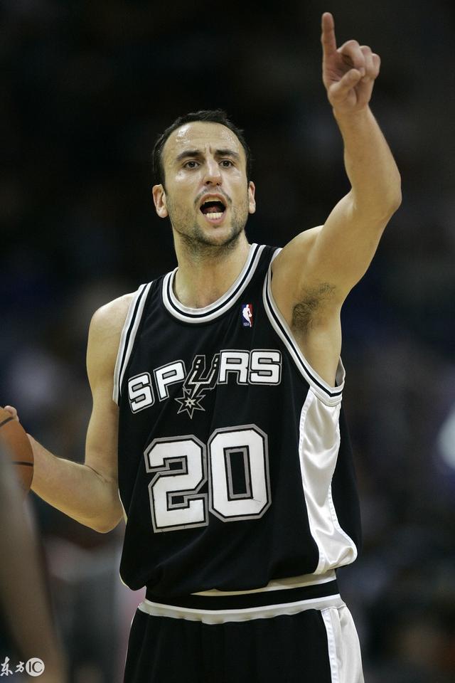 马努吉诺比利再次扮演关键先生,盖帽,关键三分,关键抛投,反正年轻球员