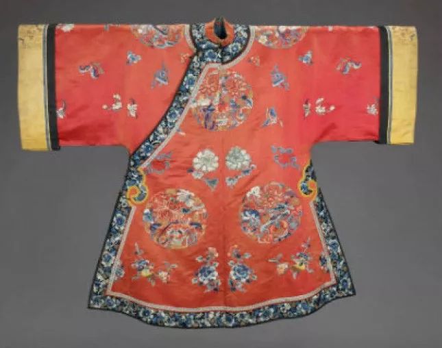 鉴赏|华美秀丽的晚清服饰