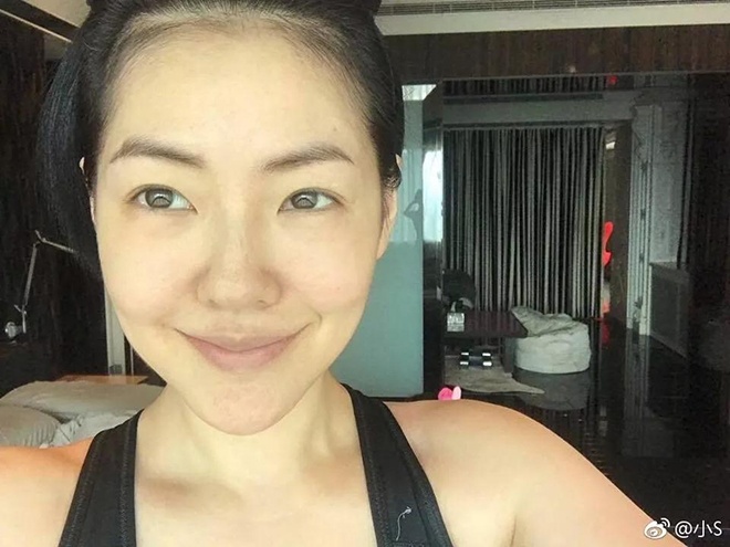 小s微博晒照