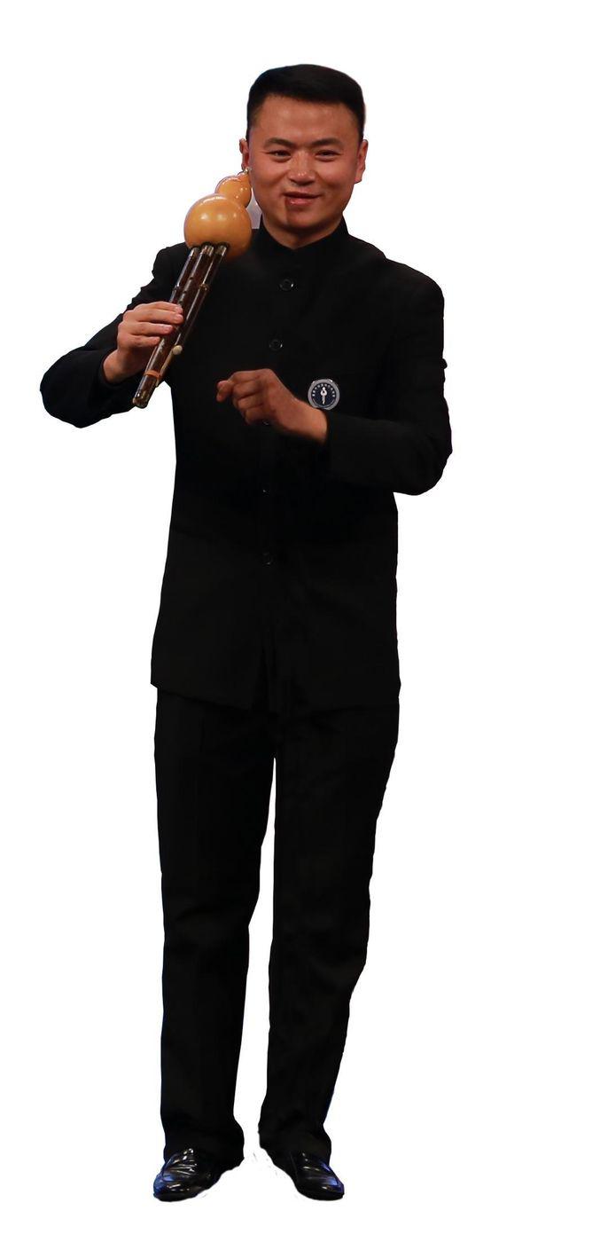 重庆市葫芦丝巴乌协会会长兼党支部书记"陈小明的艺术人生"