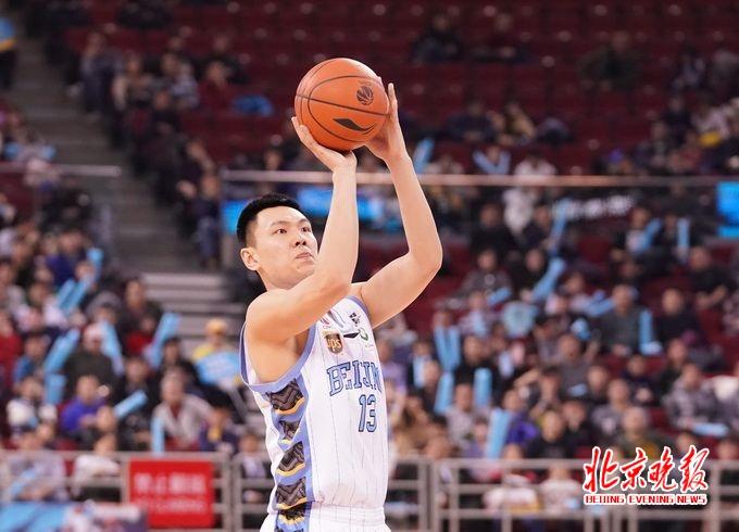 8记三分刷新个人纪录 朱彦西神准助北京首钢三连胜