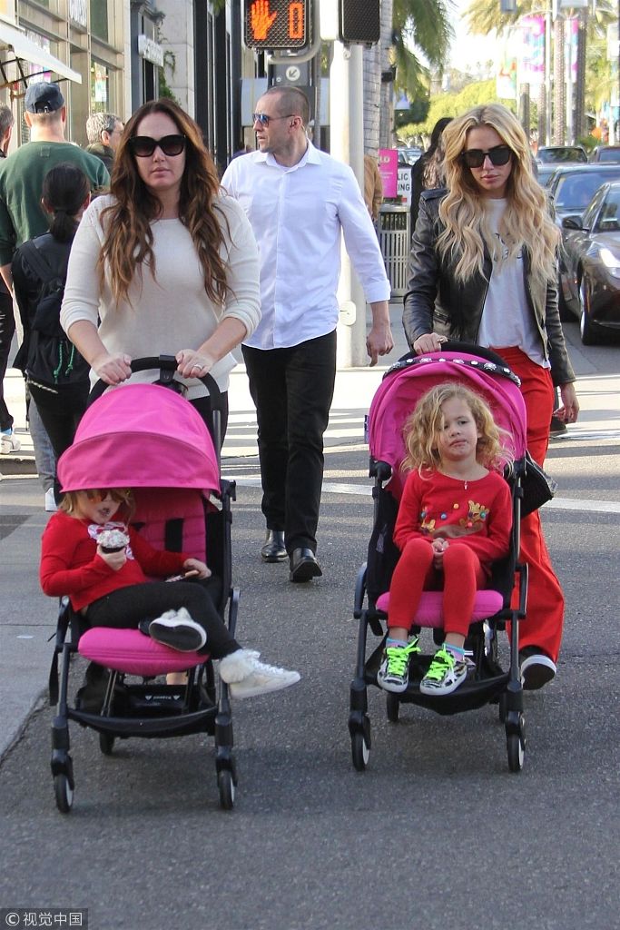 月22日,美国加利福尼亚,f1管理公司总裁女儿塔玛拉-埃克莱斯顿(tamara