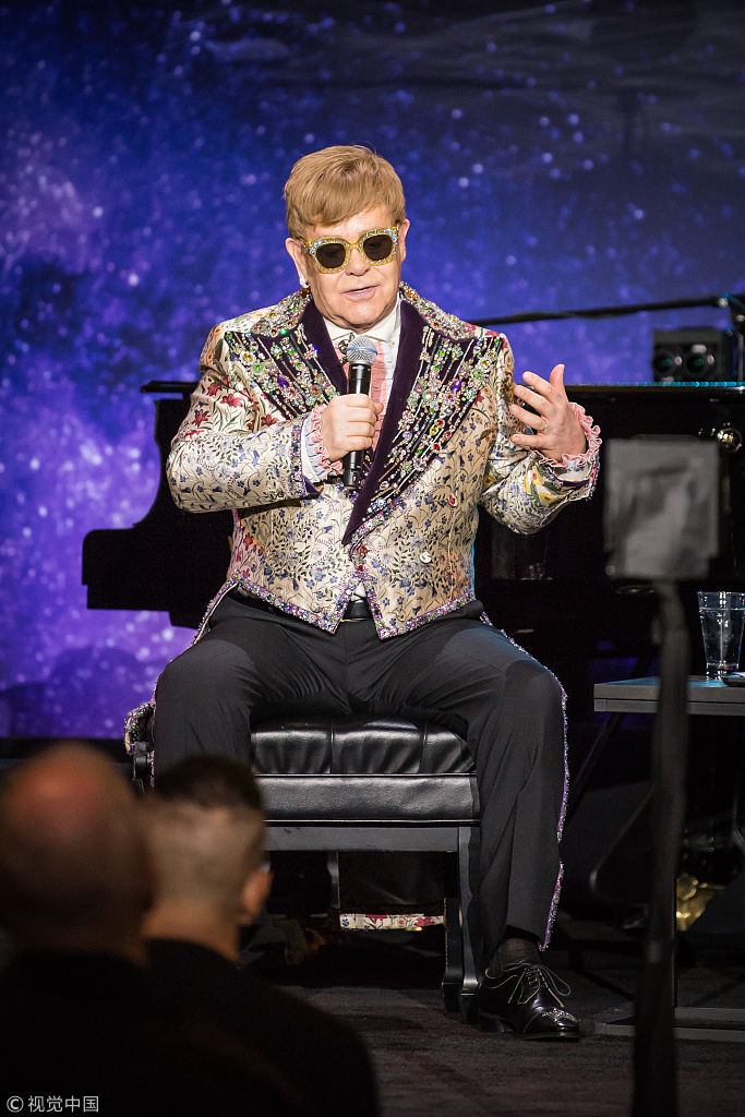 "姑妈"艾尔顿·约翰(elton john )举办告别巡回演唱会.