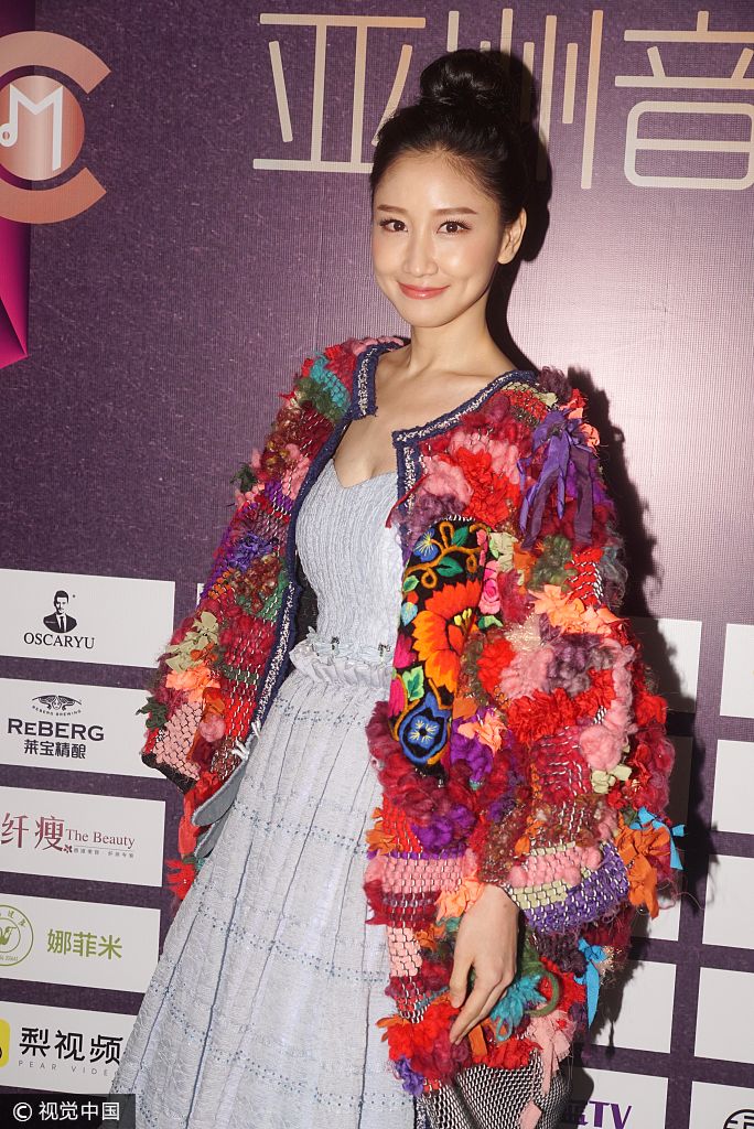 当年《星梦缘》里的林思彤还是这么美!产后复出秀香肩撞脸林心如