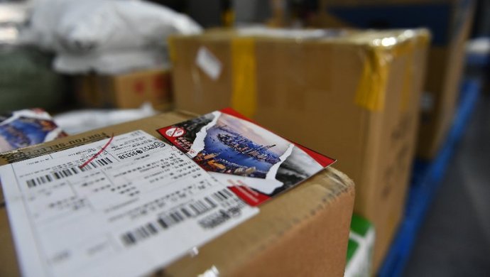 快递外卖换包装,原创动画、抖音视频播映…全