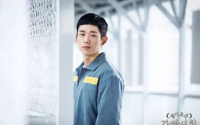 这部剧应该稳稳的年度最佳了吧,但是看的人却很少.