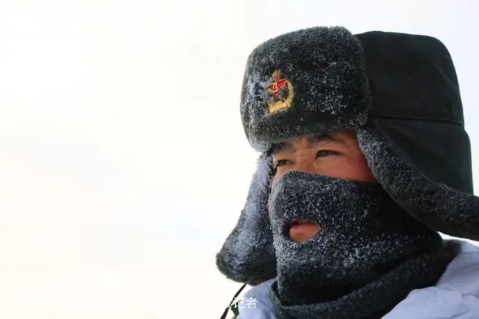 一片兵心在天涯戍边有我请祖国放心边防团陆军官兵