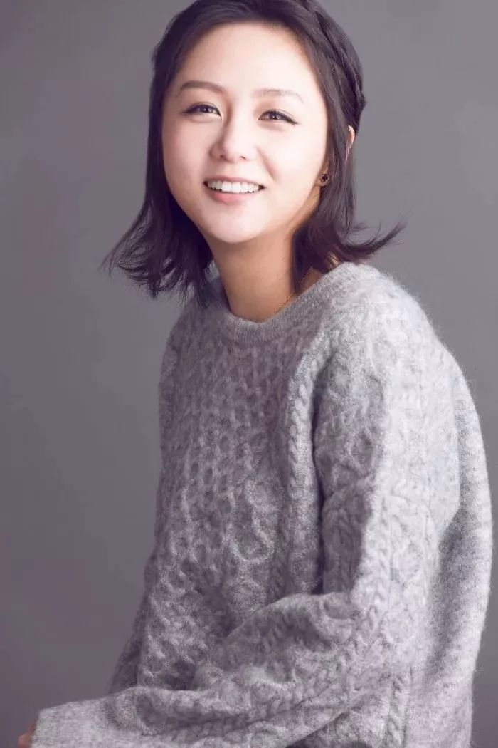 心上创始人兼ceo董博文 1 一次,董博文想给自己的香奈儿格菱纹白鲻