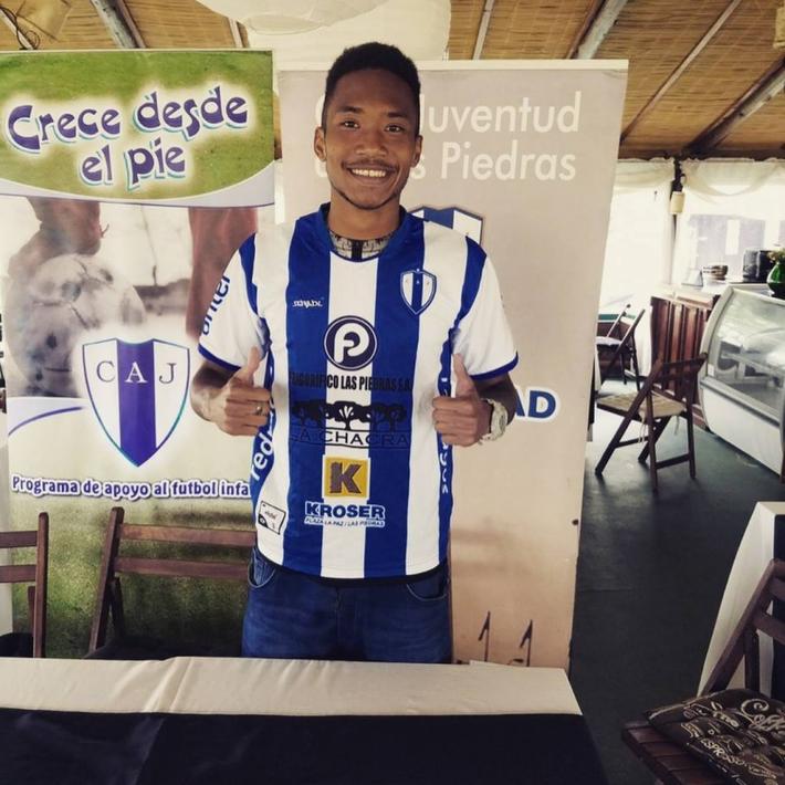 官方:申花中尼混血后卫加盟尤文图德|霍斌仁|尤文图德|申花_新浪新闻