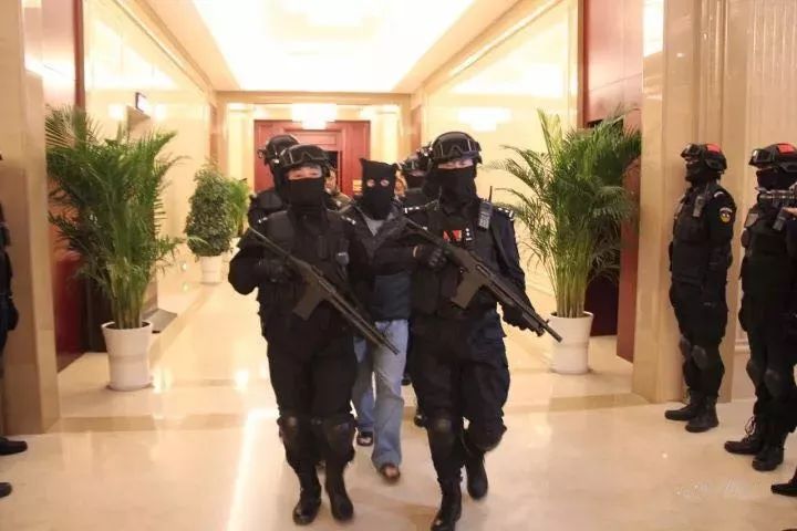 自公安部组织开展"猎狐行动"以来,西固公安分局进一步加大了查缉力度