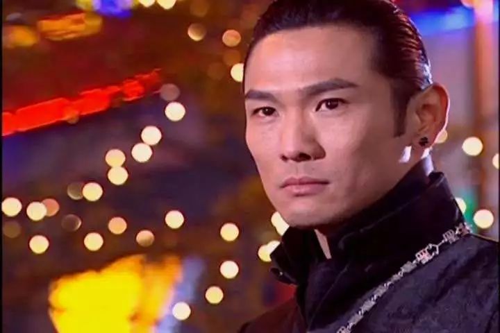 夜问idol他是把rb引入华语乐坛的先驱者之一如今竟是超级奶爸