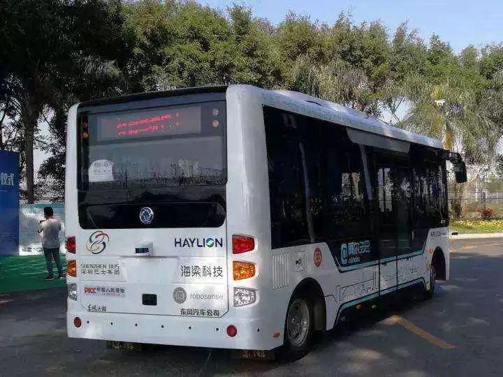 你知道为什么特斯拉不造无人公交吗?都怪"阿尔法狗"