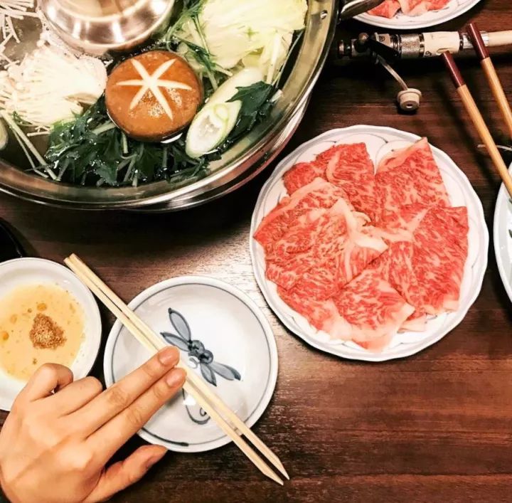 京都丨京都人对寿喜烧的感情,就好比喜欢涮肉