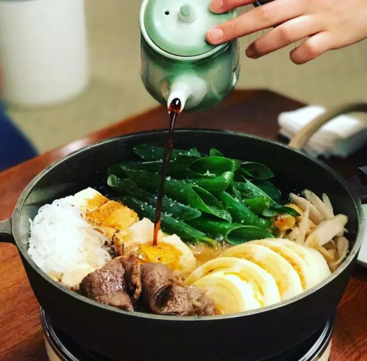 京都丨京都人对寿喜烧的感情,就好比喜欢涮肉