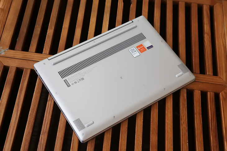 移动端锐龙首秀,intel轻薄本不再是唯一选择!联想ideapad720s评测