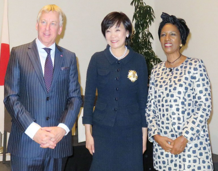 7日,日本首相安倍晋三的夫人安倍昭惠在比利时驻日大使馆召开的勋章