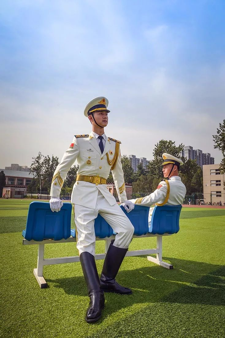 新春福利!高颜值兵哥哥军便装对比照大放送,速收藏