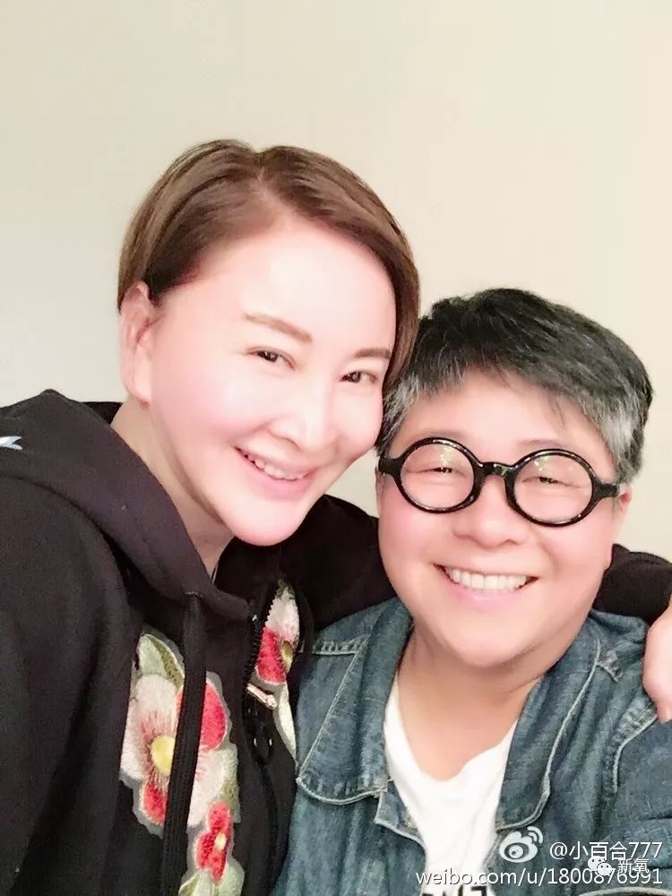 曾让咆哮帝迷恋不已的她如今整成标准蛇精