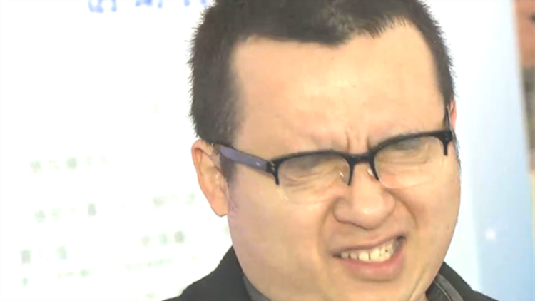 视频|上海男人体验生孩子 一大波痛苦表情包新