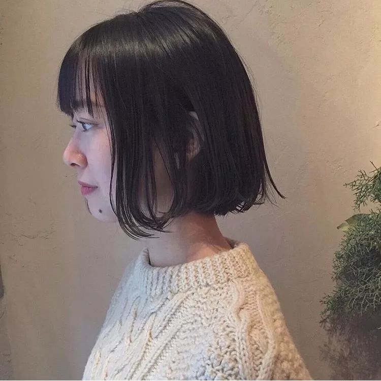 春节都过去那么久你也该换发型了