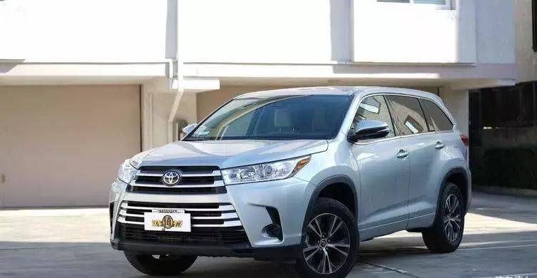 海外体验2018款汉兰达,同为乞丐版为何差异如