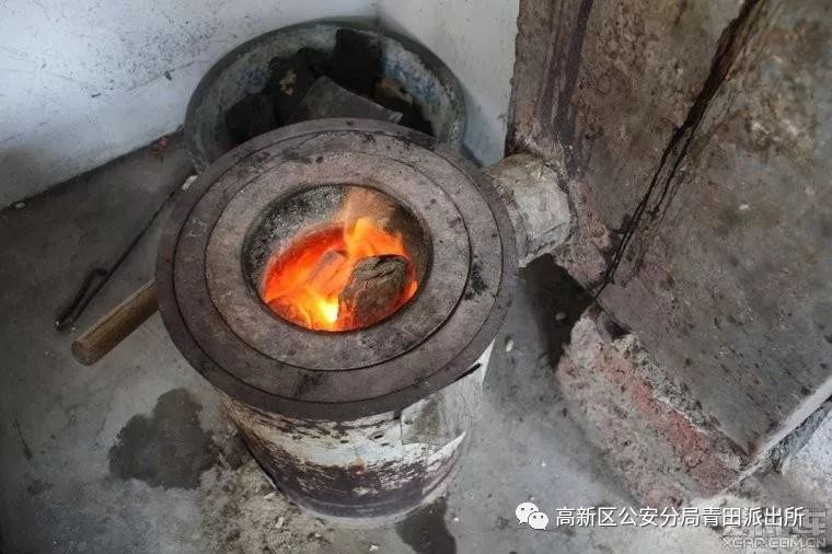 高新区民警提醒:火炉取暖存隐患,安全检查记心间