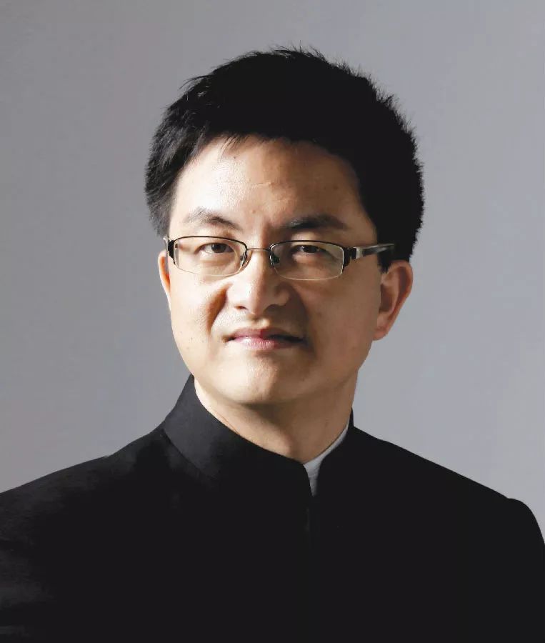 陈岳(陈首军),毕业于四川师范大学中文系1992级,成都电视台少儿频道