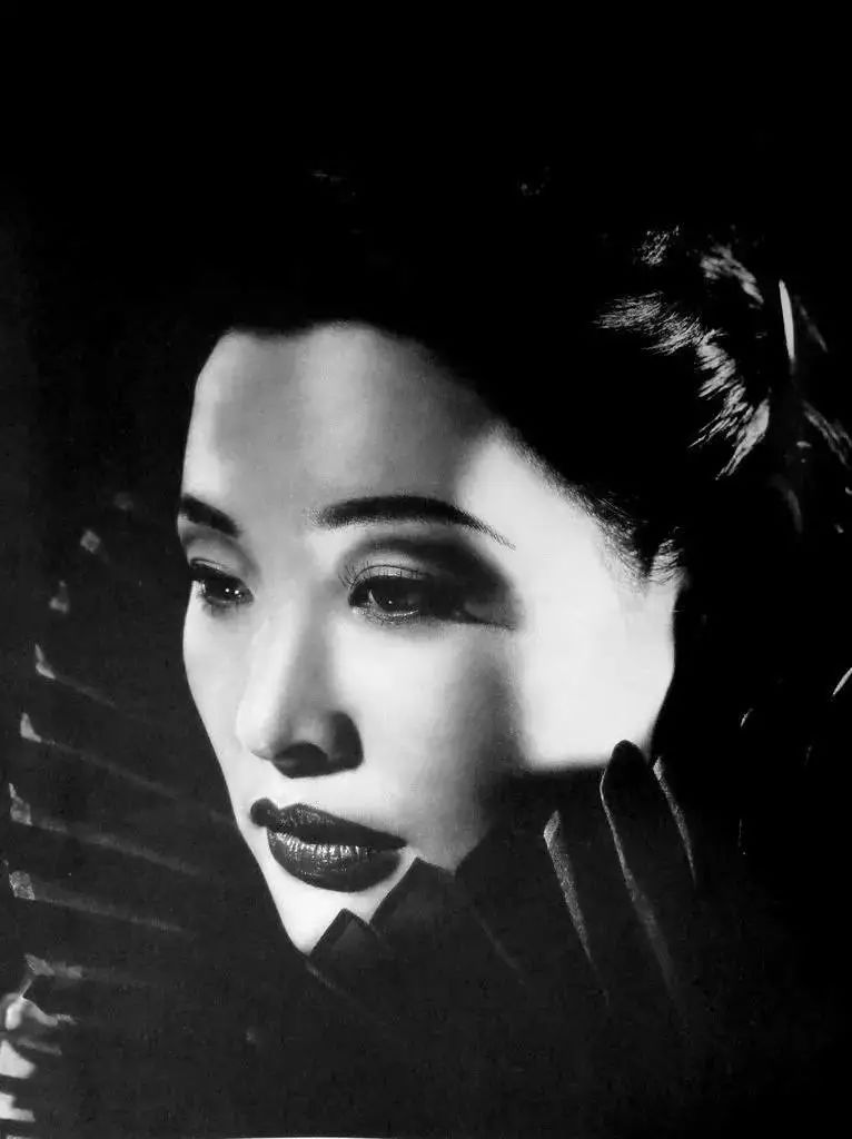 优雅多年,一"打"成名,她告诉你:中国女星在好莱坞不做花瓶!