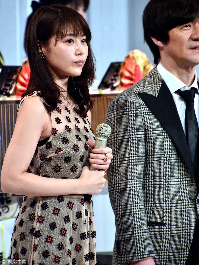 nhk红白歌会彩排第二天 红组司会有村架纯换三套服装