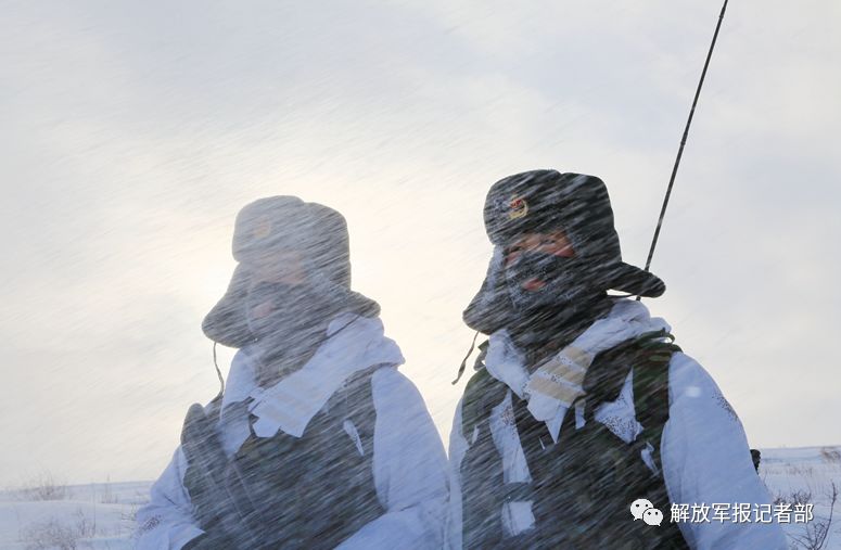 直击!零下30℃的风雪边关,官兵这样巡逻