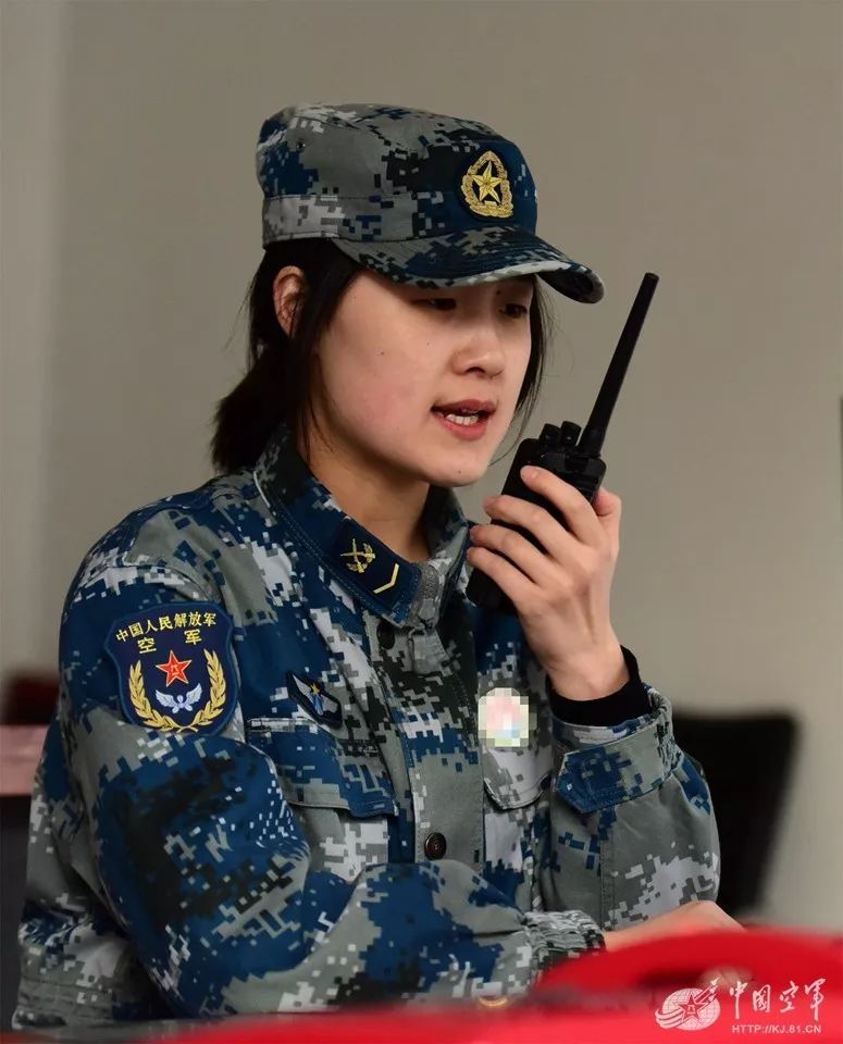 通信|女兵|女孩_新浪军事_新浪网