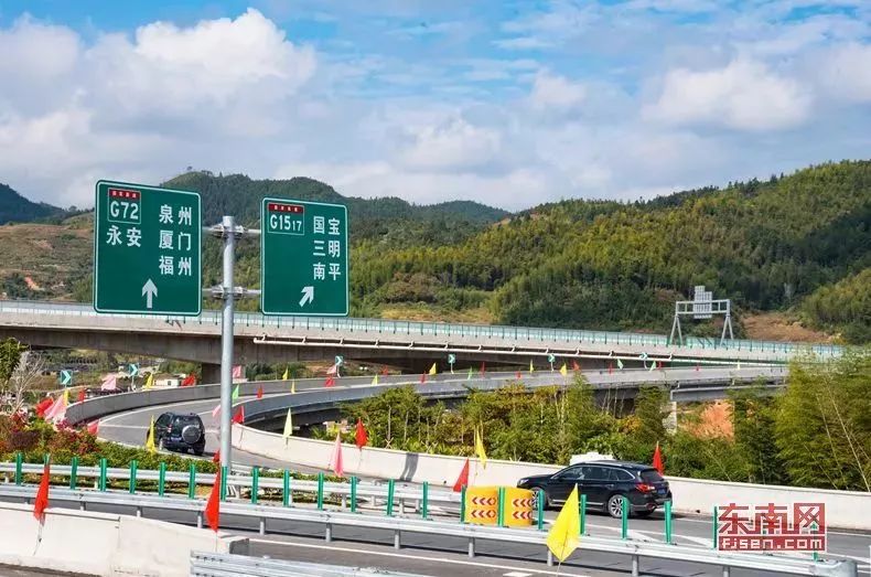 挺住百万人涌入厦门冷空气杀到带来冻雨更有